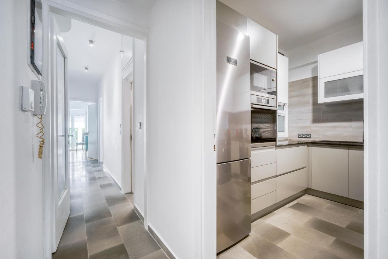 Bright Spacious Luxury Apartment In Prime Central เอเธนส์ ภายนอก รูปภาพ