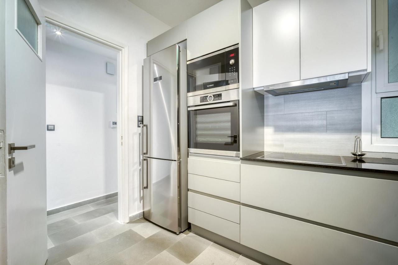 Bright Spacious Luxury Apartment In Prime Central เอเธนส์ ภายนอก รูปภาพ