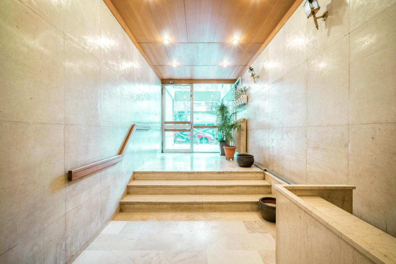 Bright Spacious Luxury Apartment In Prime Central เอเธนส์ ภายนอก รูปภาพ