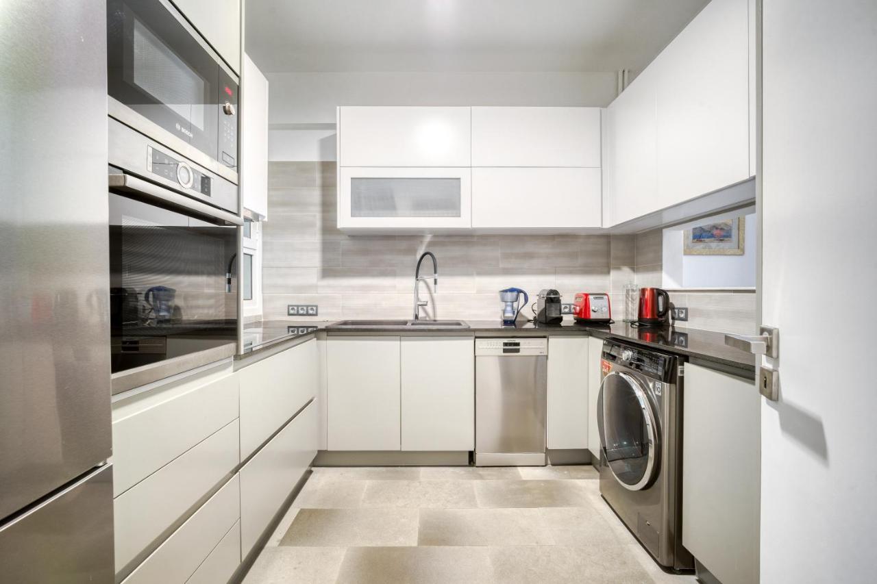 Bright Spacious Luxury Apartment In Prime Central เอเธนส์ ภายนอก รูปภาพ