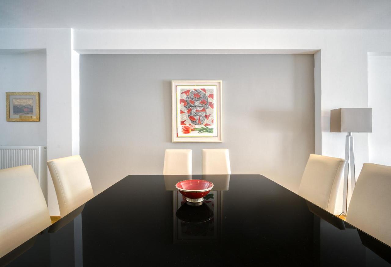 Bright Spacious Luxury Apartment In Prime Central เอเธนส์ ภายนอก รูปภาพ